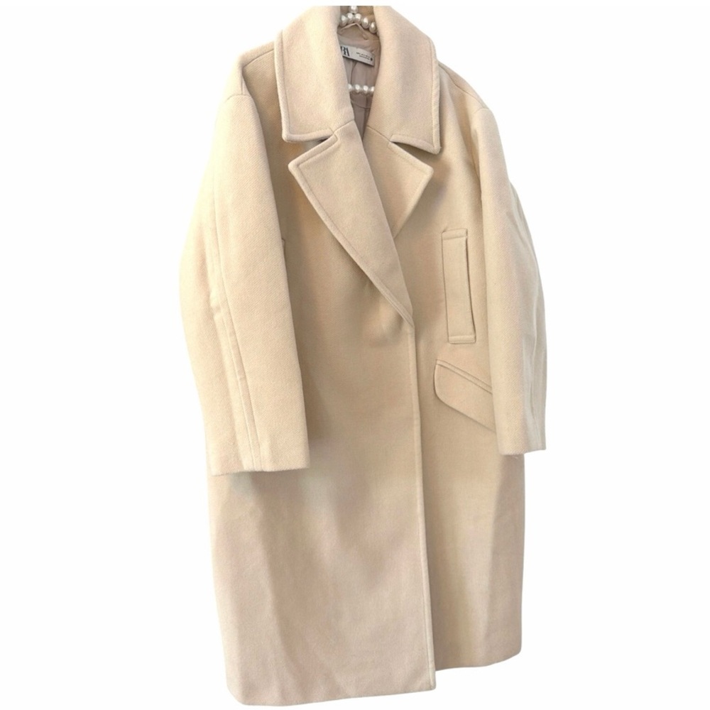 Zara stunning Oversized cream Coat Pockets M Christmas winter coat like new - Picture 4 of 16